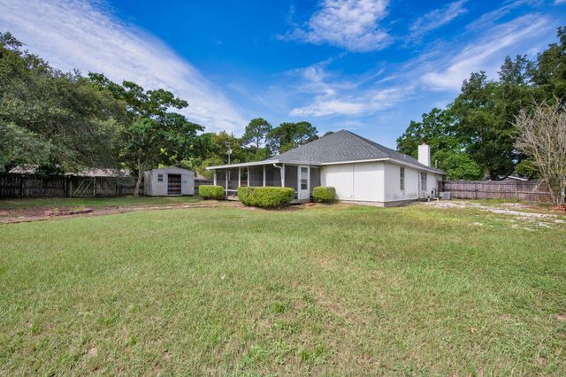 119 Palmetto Avenue, Mary Esther, FL 32569