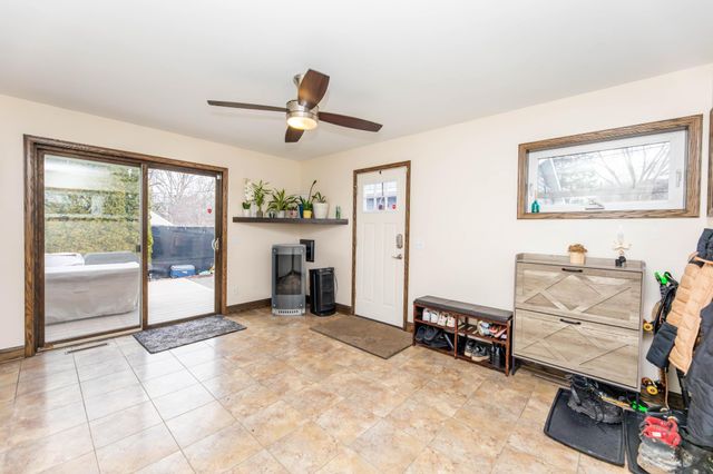 4801 E Upland Crest, Columbia Heights, MN 55421