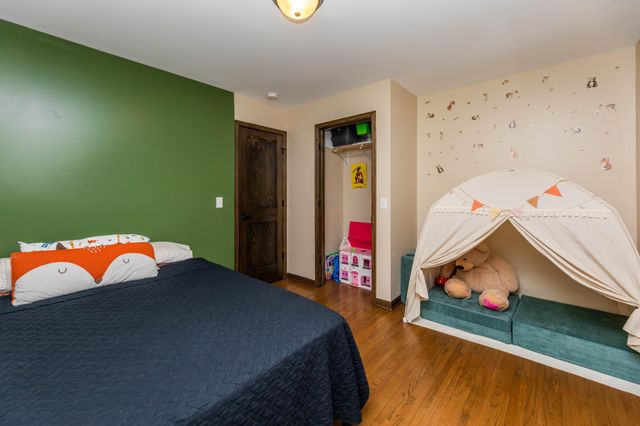 4801 E Upland Crest, Columbia Heights, MN 55421