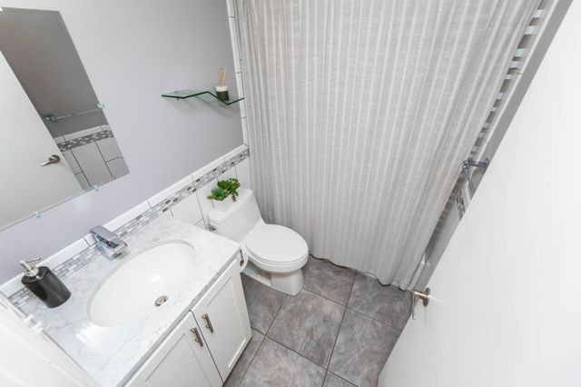 4801 E Upland Crest, Columbia Heights, MN 55421