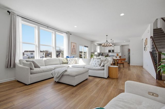 18445 58th Avenue N, Plymouth, MN 55446