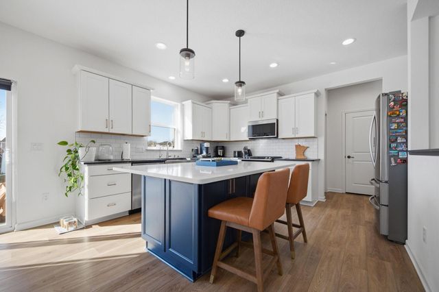 18445 58th Avenue N, Plymouth, MN 55446