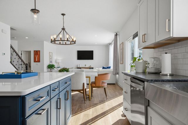 18445 58th Avenue N, Plymouth, MN 55446