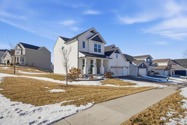 18445 58th Avenue N, Plymouth, MN 55446