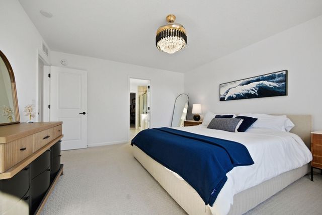 18445 58th Avenue N, Plymouth, MN 55446