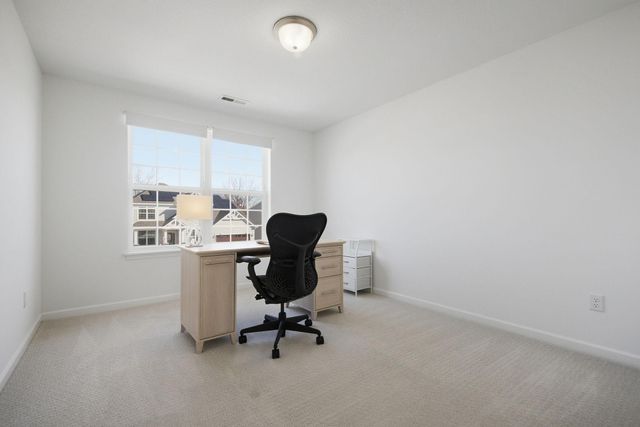 18445 58th Avenue N, Plymouth, MN 55446