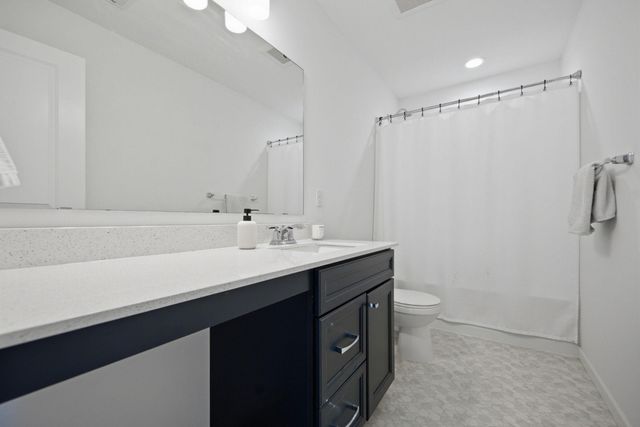 18445 58th Avenue N, Plymouth, MN 55446