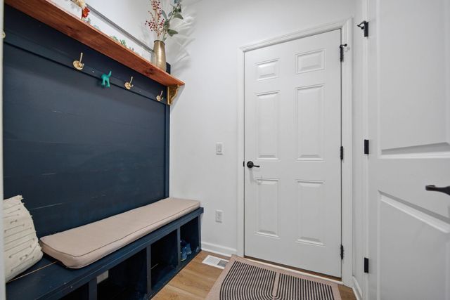 18445 58th Avenue N, Plymouth, MN 55446