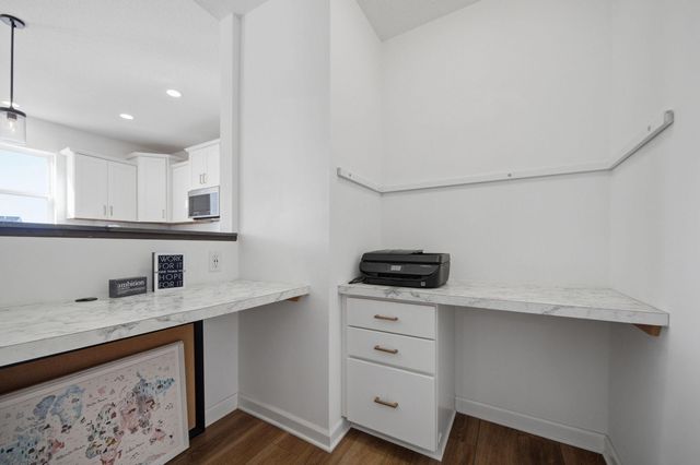 18445 58th Avenue N, Plymouth, MN 55446