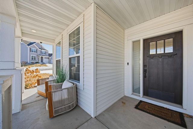 18445 58th Avenue N, Plymouth, MN 55446