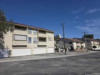 7738 Chambers # 304C, San Antonio, TX 78229