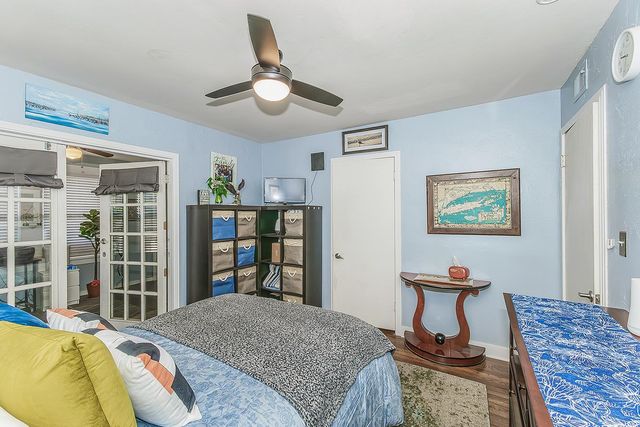 2202 N Vagedes Avenue, Fresno, CA 93705