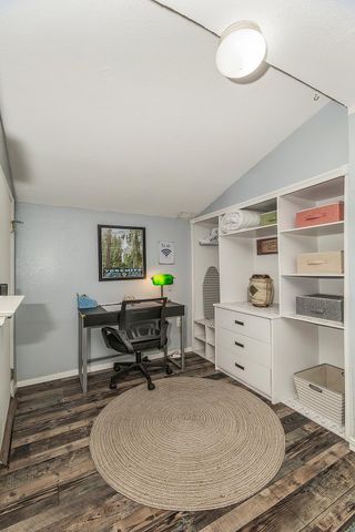 2202 N Vagedes Avenue, Fresno, CA 93705