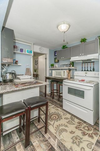 2202 N Vagedes Avenue, Fresno, CA 93705