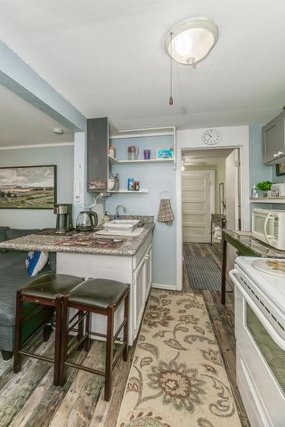 2202 N Vagedes Avenue, Fresno, CA 93705