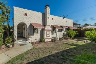 2202 N Vagedes Avenue, Fresno, CA 93705