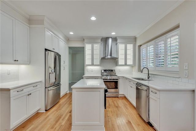 6551 Maid Marion Close, Alpharetta, GA 30005