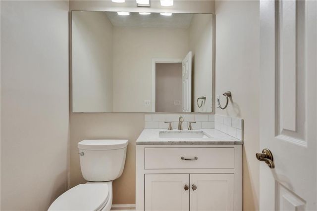6551 Maid Marion Close, Alpharetta, GA 30005