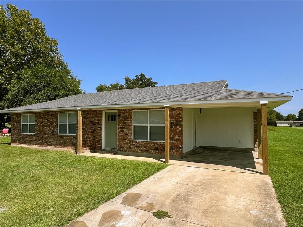 831 ISAAC BROUILLETTE Road, Marksville, LA 71351
