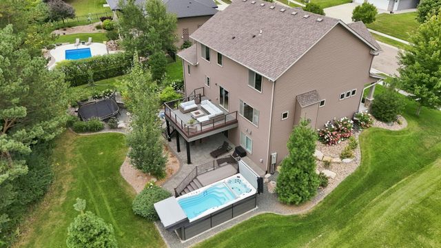 1993 Kerry Drive NE, Rochester, MN 55906
