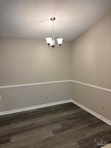 2303 W Michigan Ave H-12, Pensacola, FL 32526