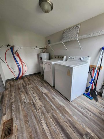 718 E Temple Street, Washington Court House, OH 43160