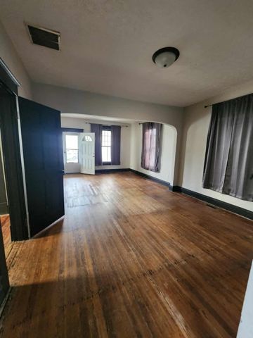 718 E Temple Street, Washington Court House, OH 43160