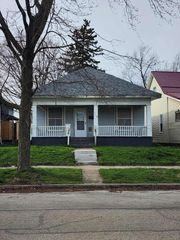 718 E Temple Street, Washington Court House, OH 43160