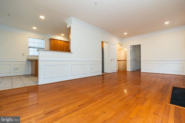 375 N VAN BUREN ST, Rockville, MD 20850