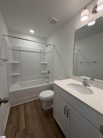 613 Autumn Lake Road, Simpsonville, SC 29681