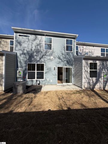 613 Autumn Lake Road, Simpsonville, SC 29681