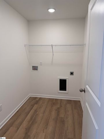 613 Autumn Lake Road, Simpsonville, SC 29681