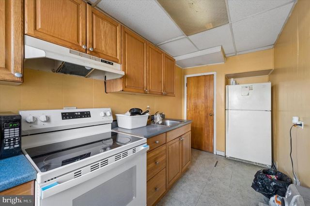 2641 S HOBSON ST, Philadelphia, PA 19142