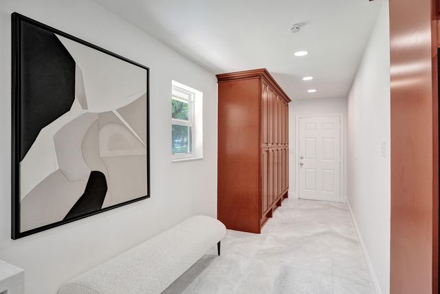 2401 NW 39th Street, Boca Raton, FL 33431