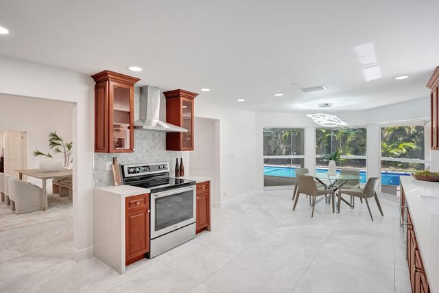 2401 NW 39th Street, Boca Raton, FL 33431