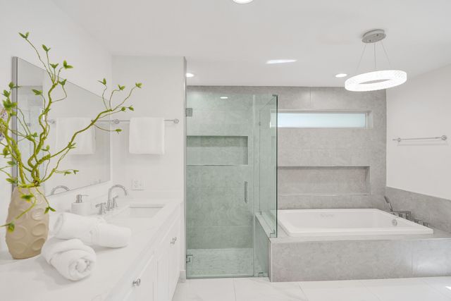 2401 NW 39th Street, Boca Raton, FL 33431