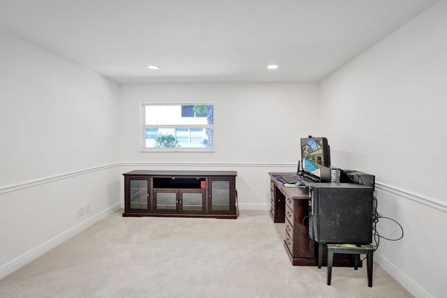 2401 NW 39th Street, Boca Raton, FL 33431