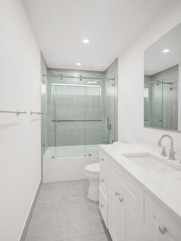 2401 NW 39th Street, Boca Raton, FL 33431