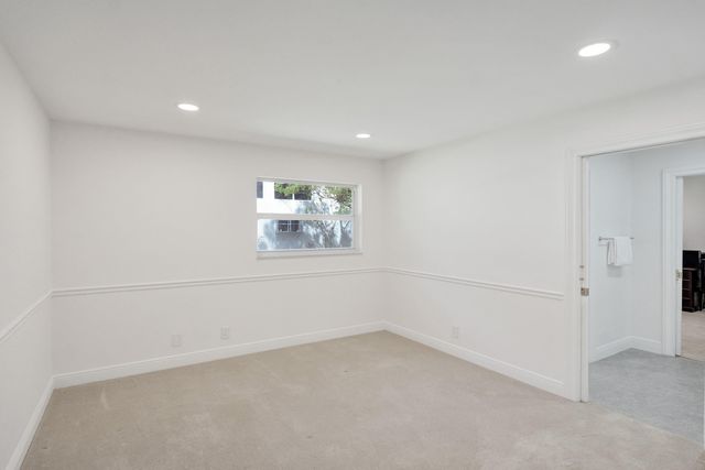 2401 NW 39th Street, Boca Raton, FL 33431