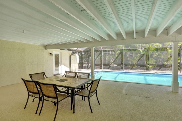 2401 NW 39th Street, Boca Raton, FL 33431