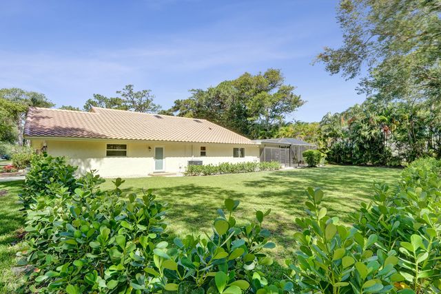 2401 NW 39th Street, Boca Raton, FL 33431