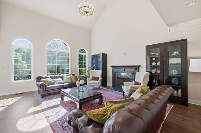 319 Hamlets End Way, Franklin, TN 37067
