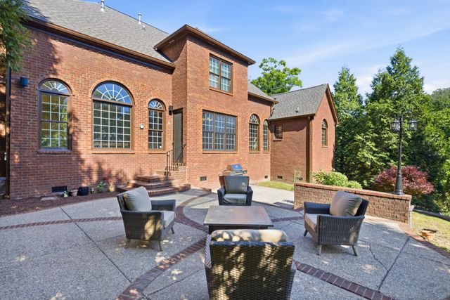 319 Hamlets End Way, Franklin, TN 37067