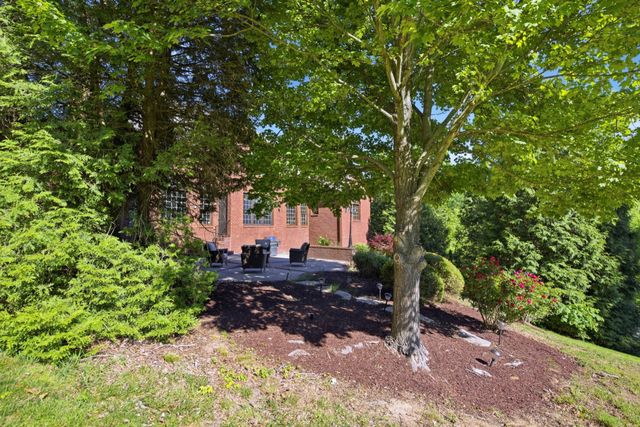 319 Hamlets End Way, Franklin, TN 37067