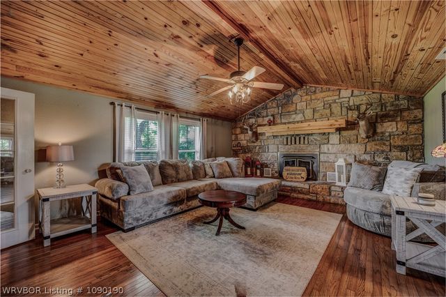 4719 Palestine Road, Huntington, AR 72940
