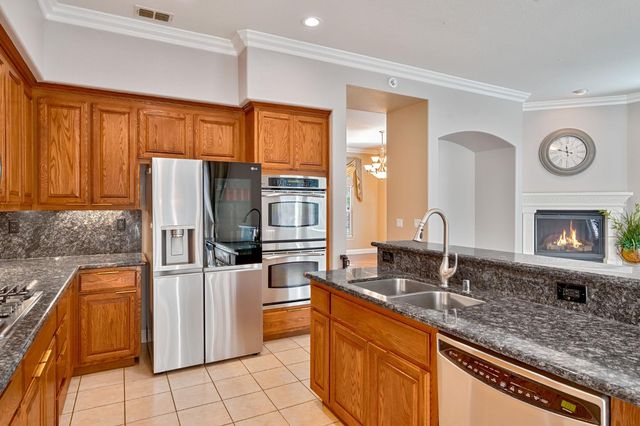 11878 Cobble Brook Dr, Rancho Cordova, CA 95742