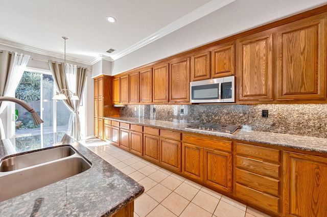 11878 Cobble Brook Dr, Rancho Cordova, CA 95742