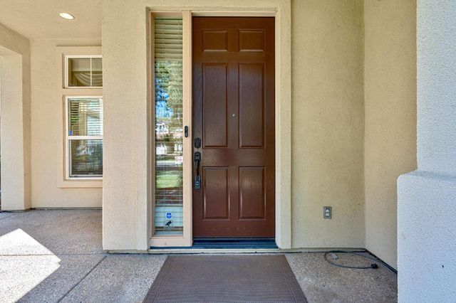 11878 Cobble Brook Dr, Rancho Cordova, CA 95742