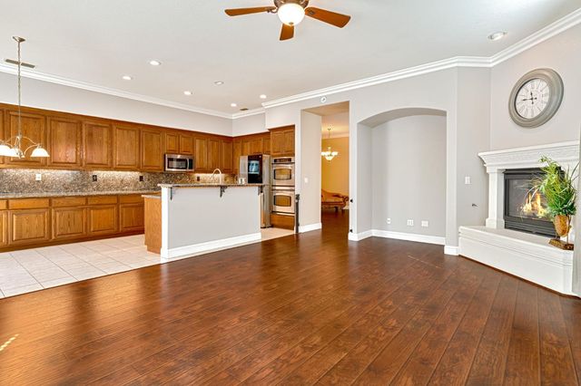 11878 Cobble Brook Dr, Rancho Cordova, CA 95742