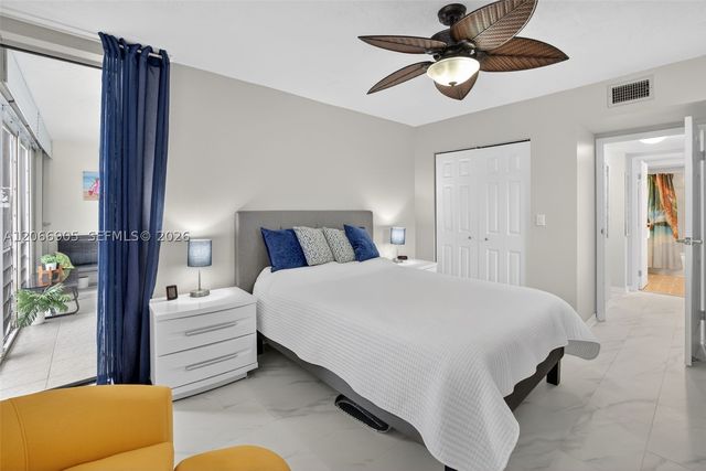 2801 Somerset Dr 205, Lauderdale Lakes, FL 33311